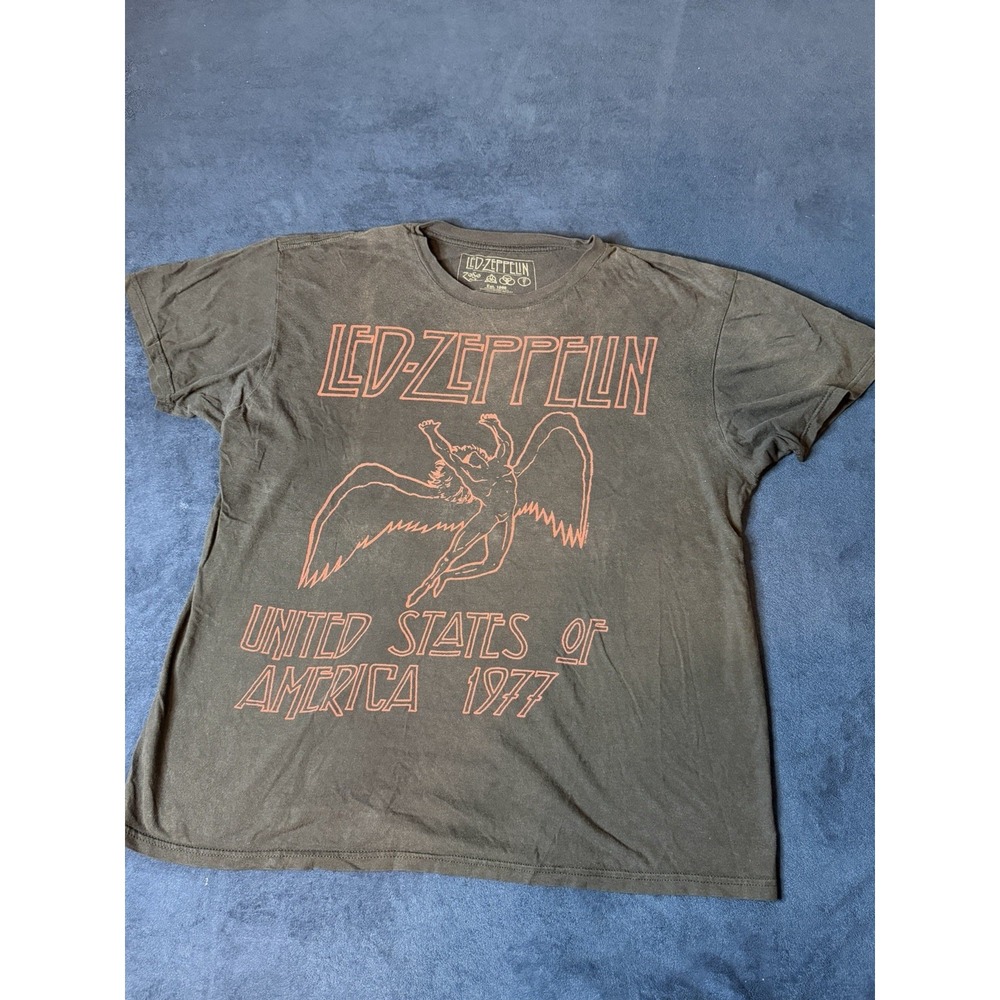 Led Zeppelin 1977 USA Tour Distressed Black Graphic T-Shirt Mens Large Y2K 2004